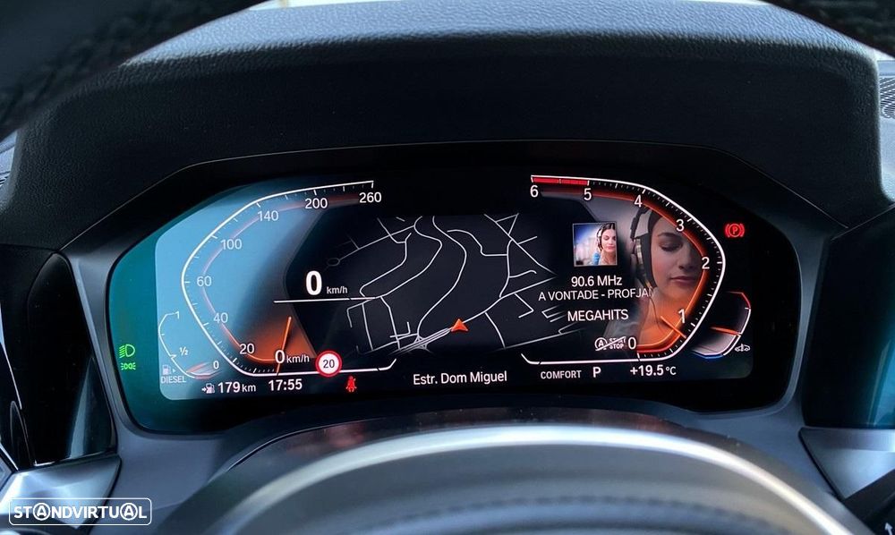 BMW 320 d Pack Desportivo M Auto - 34