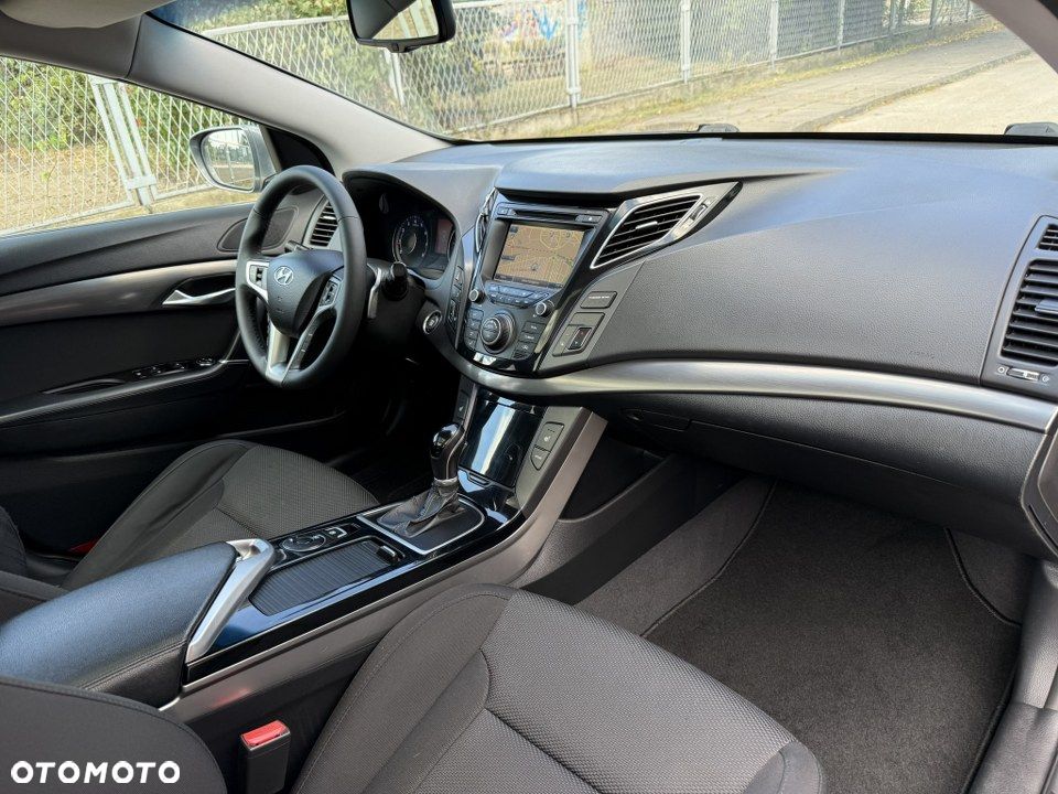 Hyundai i40 2.0 Automatik Premium - 30