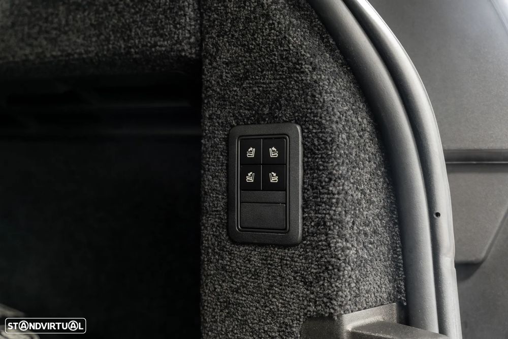 Land Rover Range Rover 4.4 SDV8 Vogue - 27