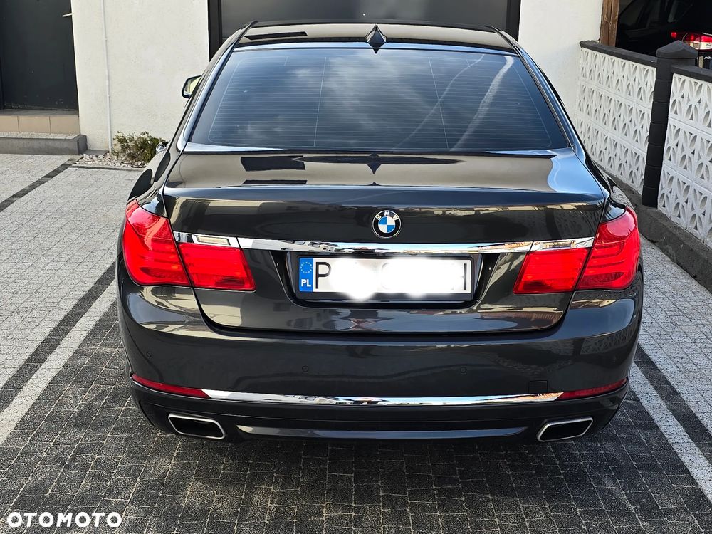 BMW Seria 7 740d xDrive - 37
