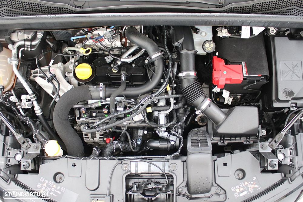 Renault Captur 1.0 TCe Techno Bi-Fuel - 24