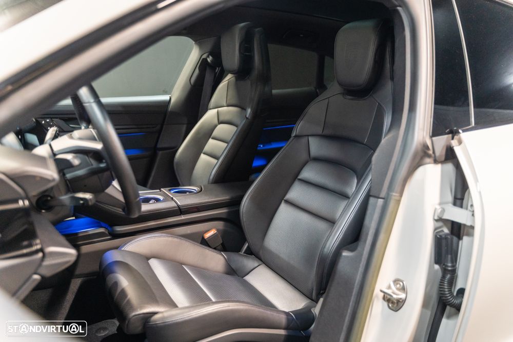 Porsche Taycan Sport Turismo 4S - 12