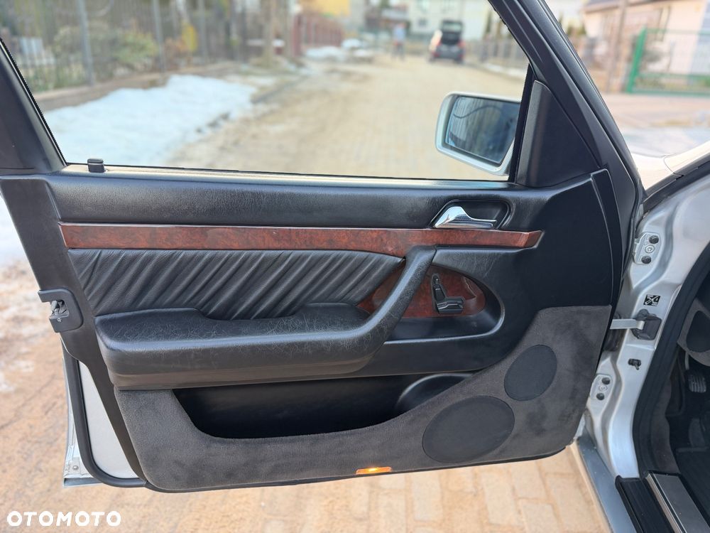 Mercedes-Benz Klasa S 320 - 21