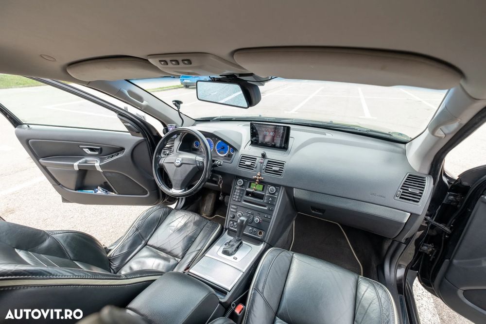 Volvo XC 90 D5 AWD Rdesign - 12