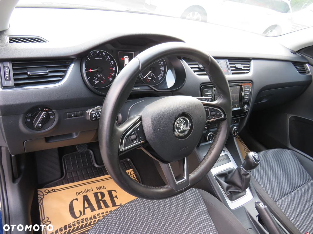 Skoda Octavia 1.6 TDI Ambition - 24