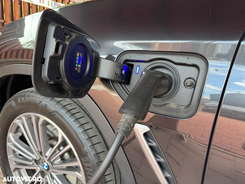 BMW X3 xDrive30e AT PHEV - 26