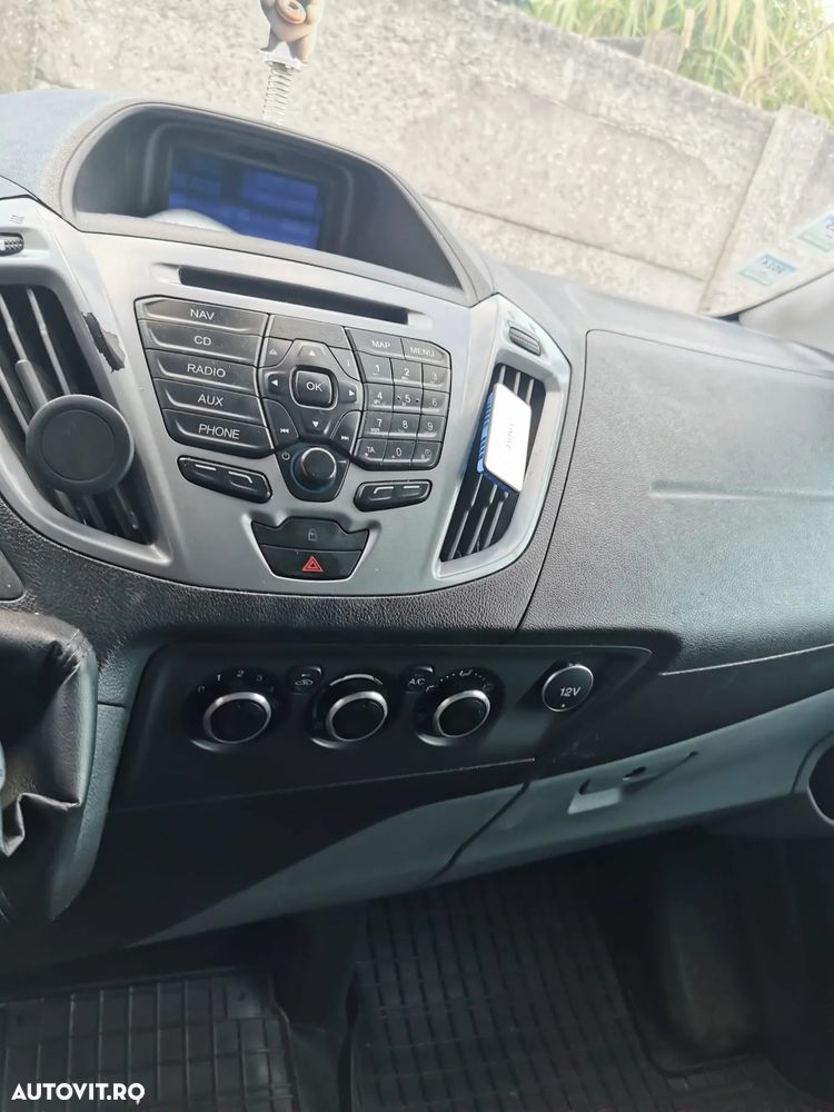 Ford Transit - 18