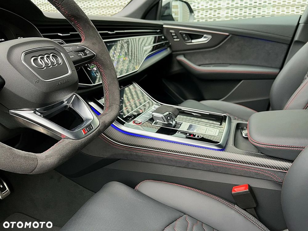 Audi RS Q8 - 19
