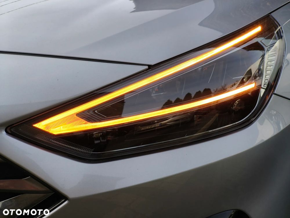 Hyundai i30 1.5 T-GDI 48V Smart - 11