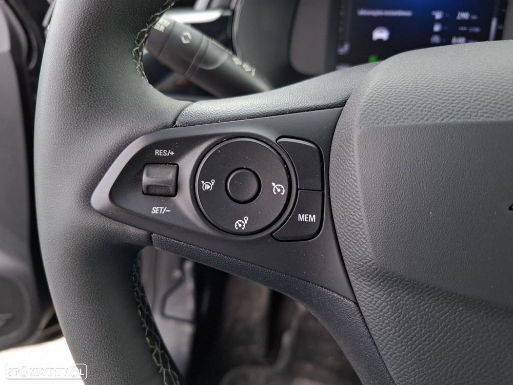 Opel Corsa 1.2 T GS - 16