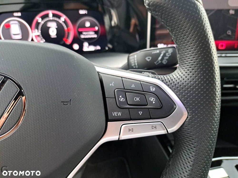 Volkswagen Golf Variant 2.0 TDI R-Line Plus DSG - 25
