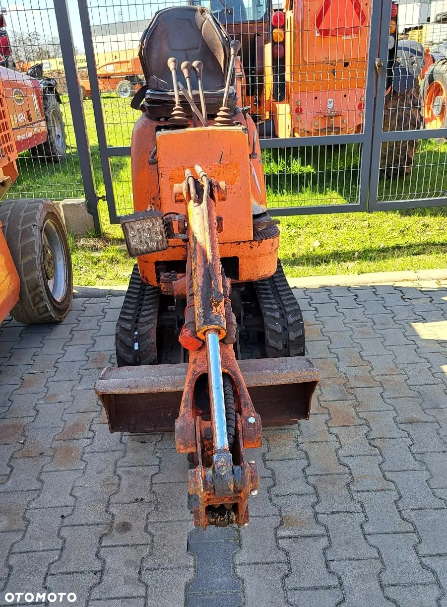 JCB 8008 CTS - 4