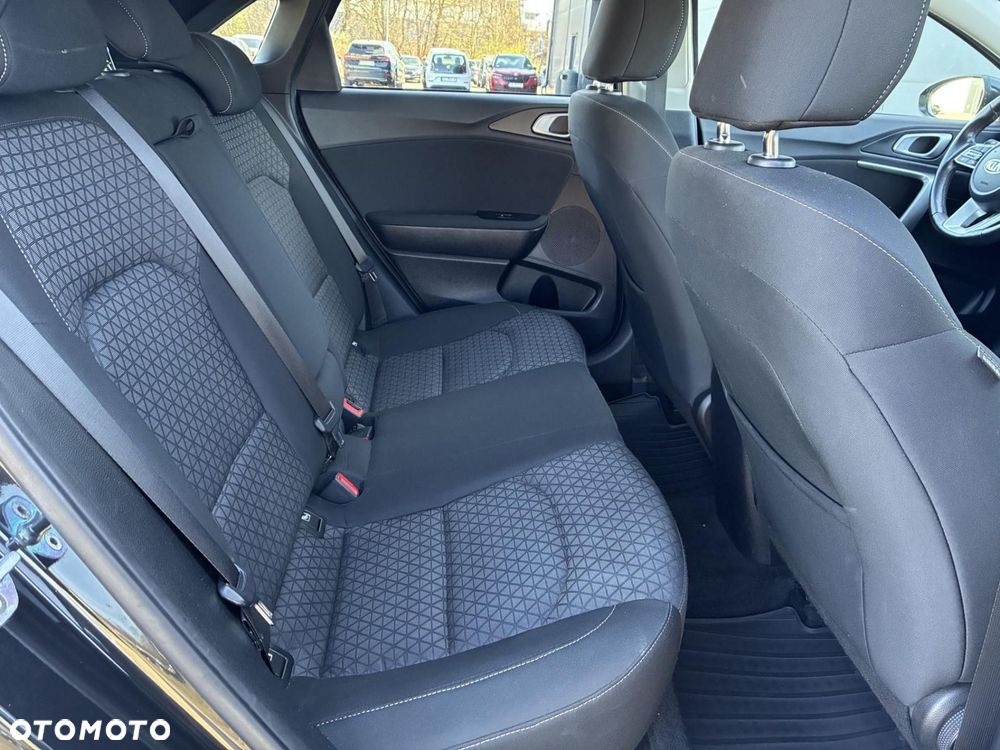 Kia Ceed 1.4 T-GDI L DCT - 15