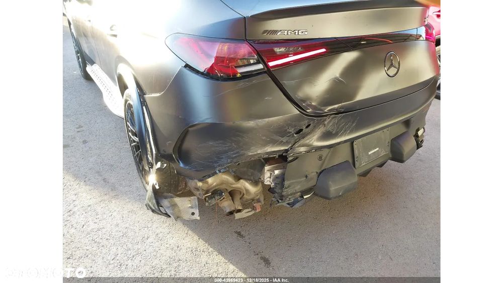 Mercedes-Benz GLC - 9