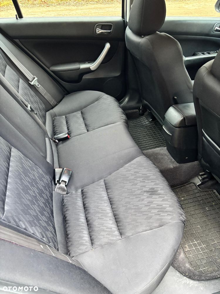 Honda Accord 2.0 Comfort - 13