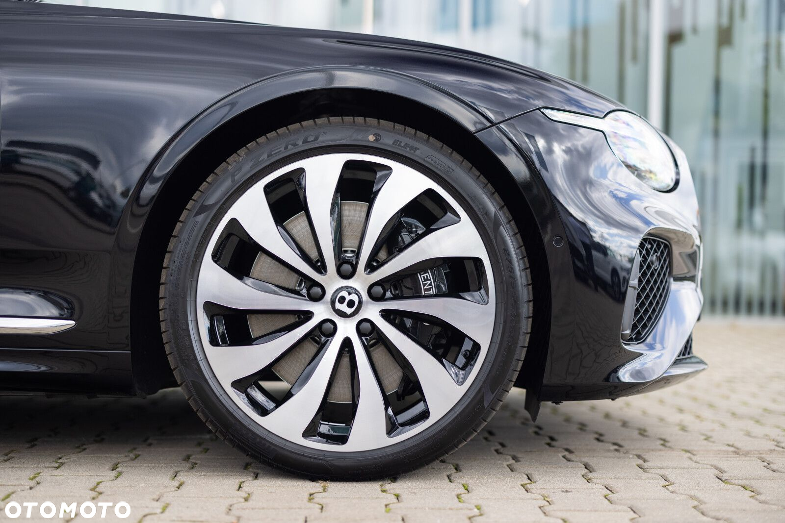 Bentley Continental GT - 4