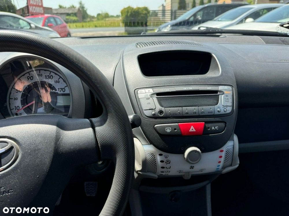 Toyota Aygo - 6