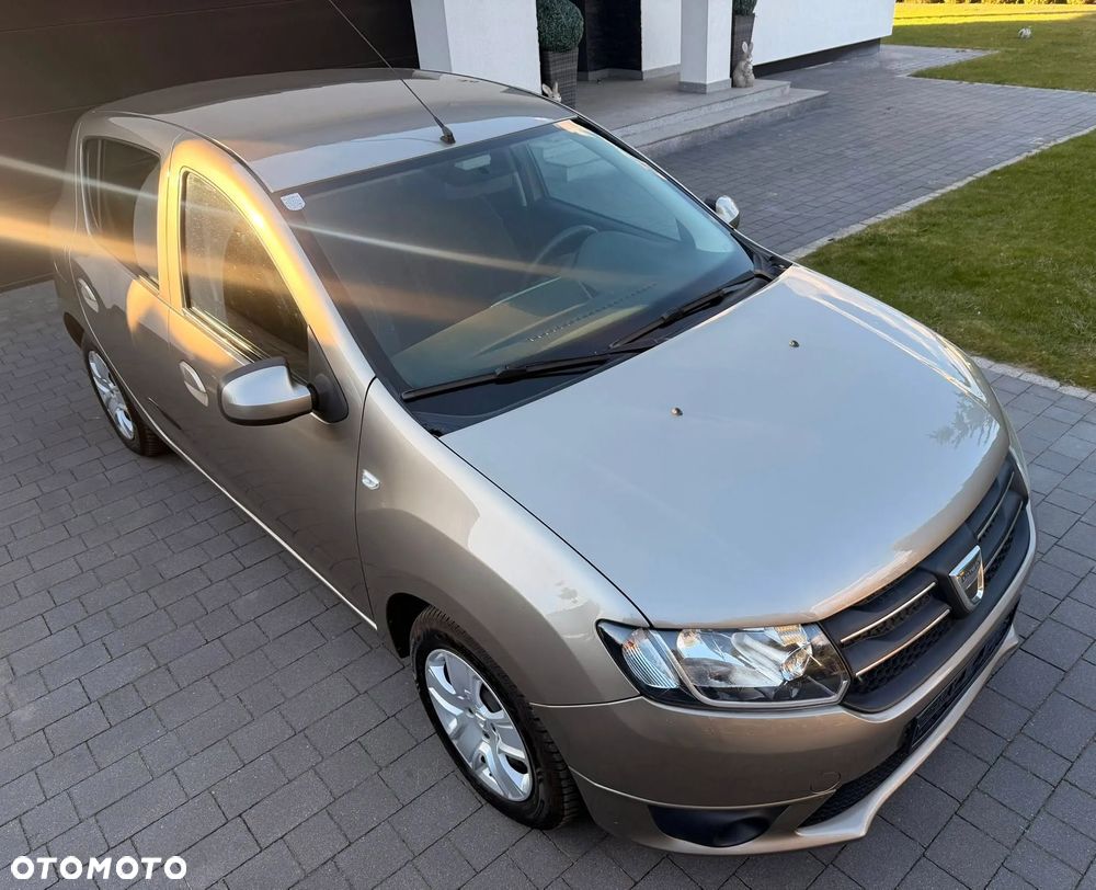 Dacia Sandero 1.2 16V Laureate - 9