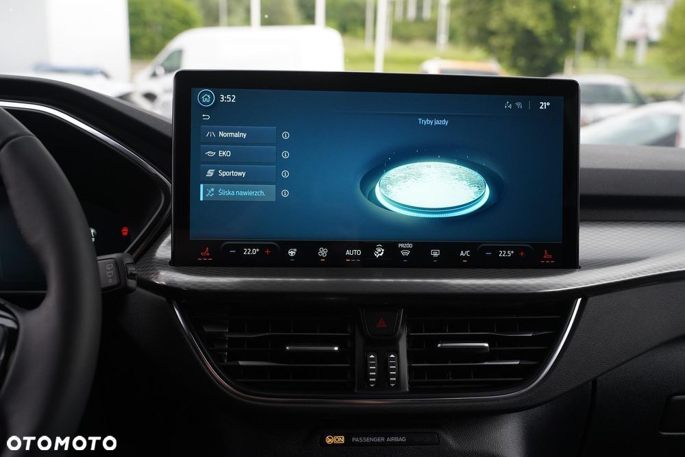 Ford Kuga 2.5 FHEV FWD Titanium eCVT - 21