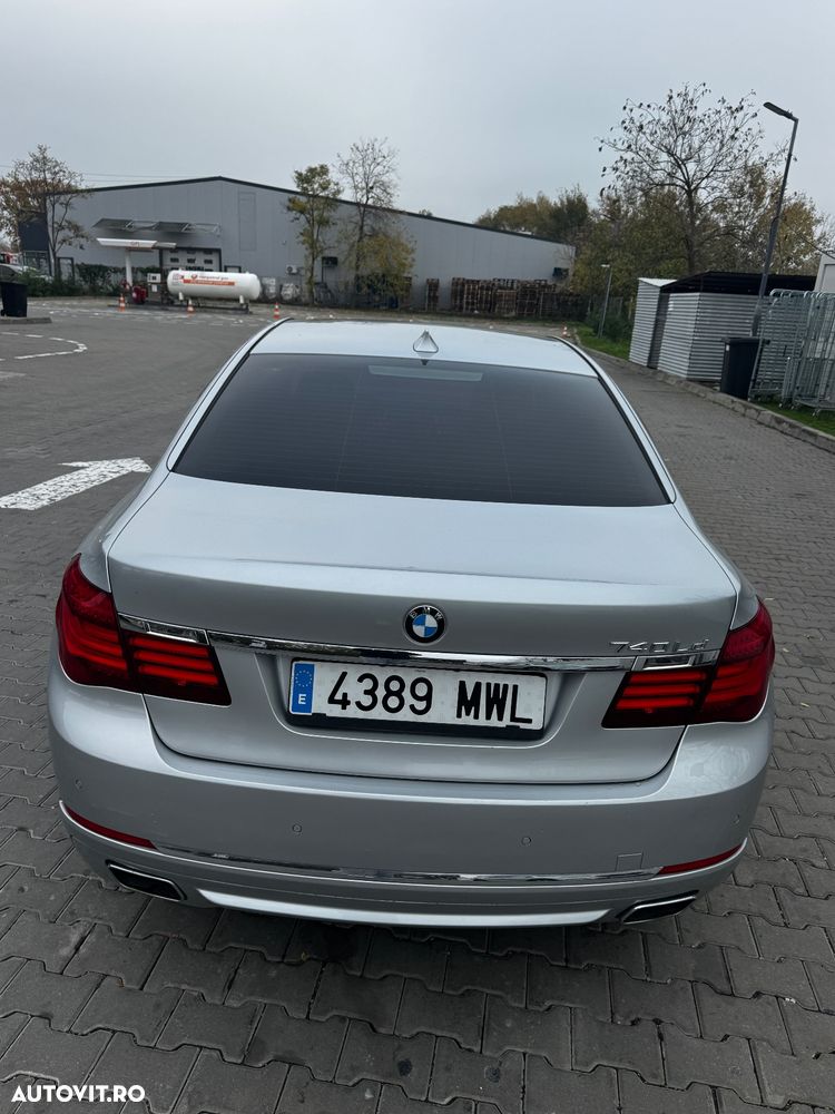 BMW Seria 7 740d xDrive - 3