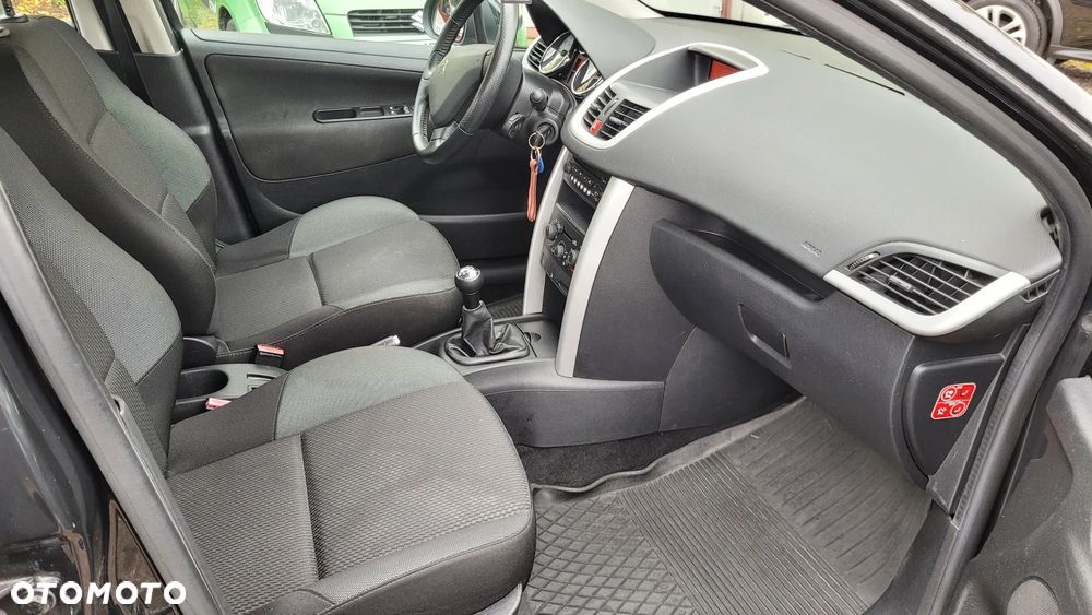 Peugeot 207 95 VTi Sport - 10