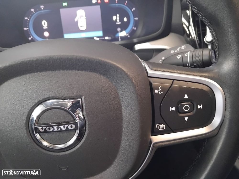 Volvo V60 2.0 B4 Momentum Plus Geartronic - 9