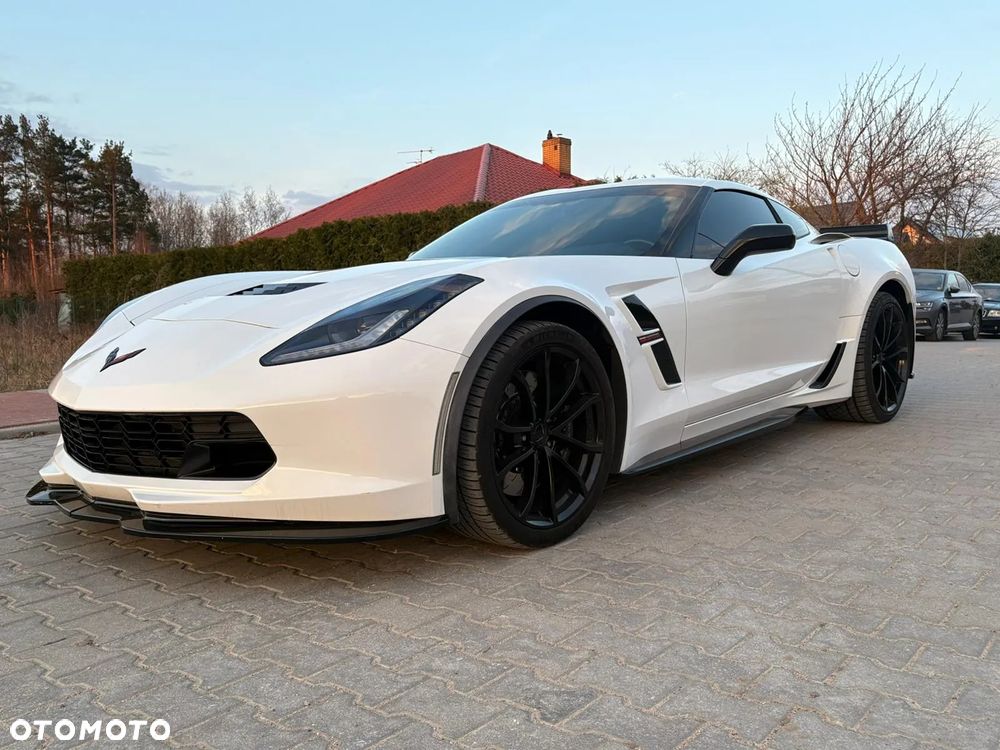 Chevrolet Corvette - 5