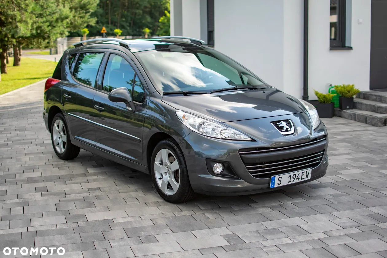 Peugeot 207 - 11