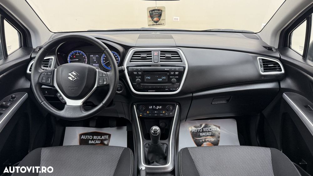 Suzuki S-Cross - 8