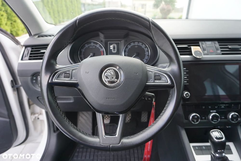 Skoda Octavia 1.4 TSI Ambition - 15