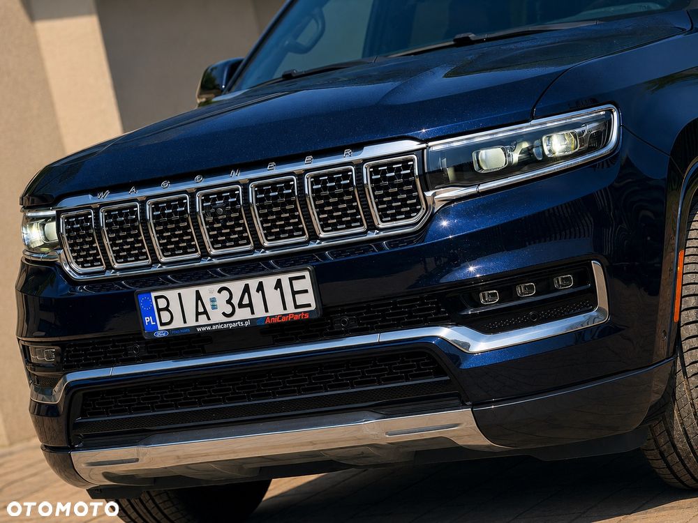 Jeep Grand Wagoneer - 4