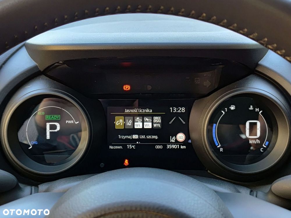 Toyota Yaris Hybrid 1.5 Comfort - 12