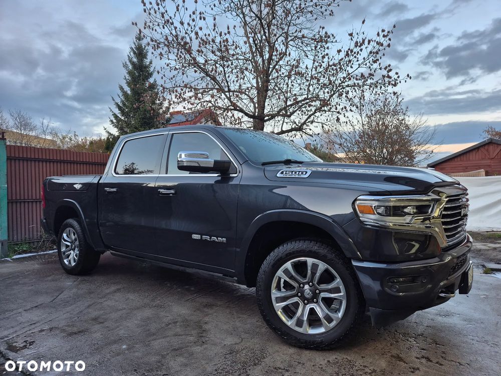 Dodge RAM 5.7 4x4 - 19