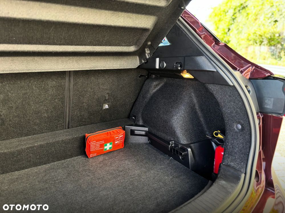 Nissan Qashqai 1.3 DIG-T mHEV N-Connecta - 19