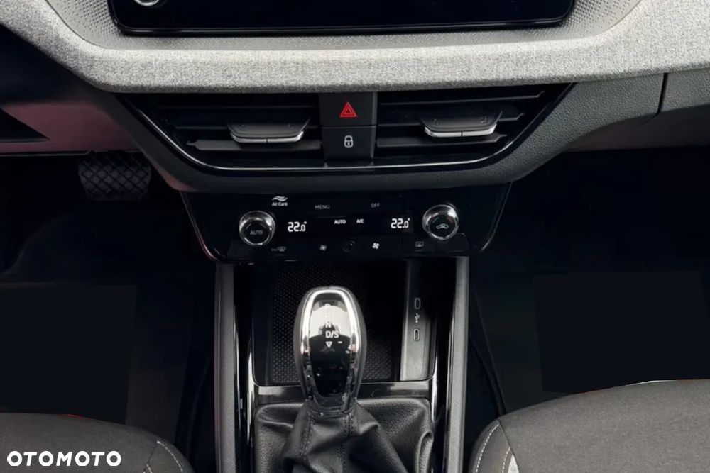 Skoda Kamiq 1.5 TSI Selection DSG - 33