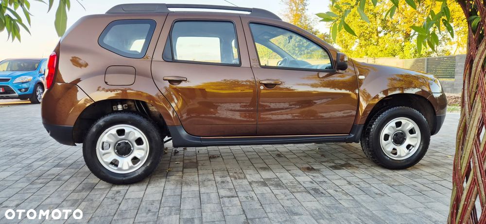 Dacia Duster 1.6 16V 4x4 - 6