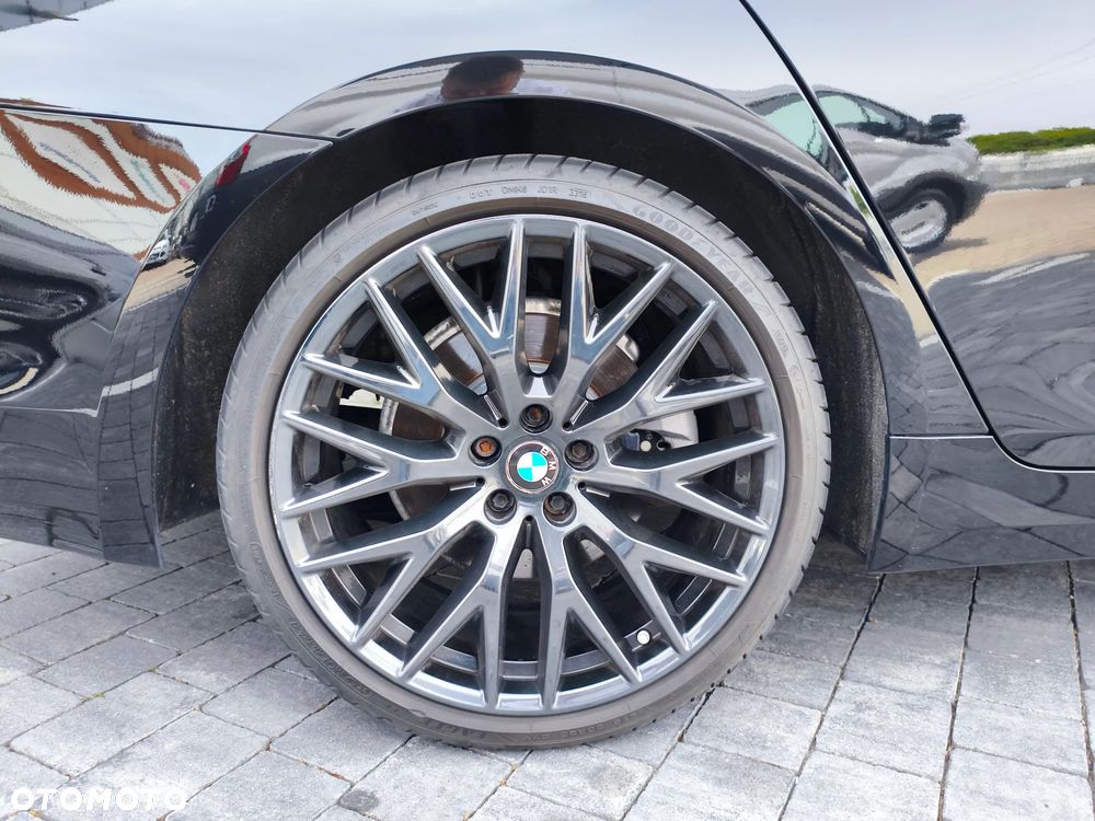 BMW Seria 5 518d Sport Line - 39