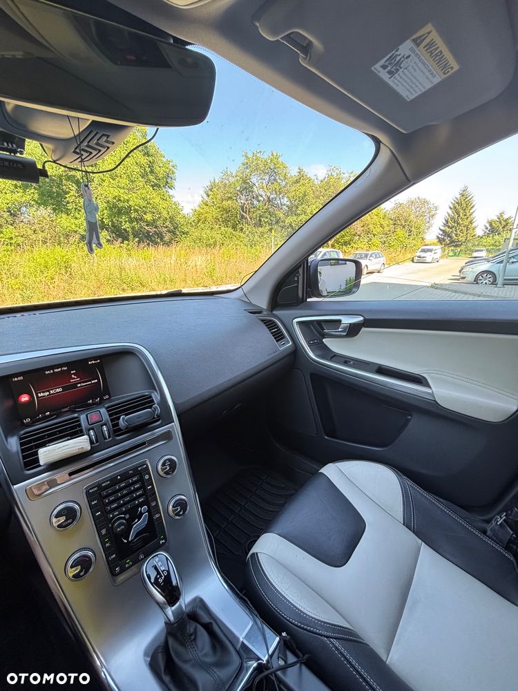 Volvo XC 60 T6 AWD Drive-E Summum - 11