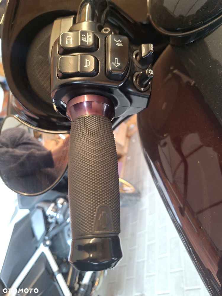 Harley-Davidson FLHXS Special - 6