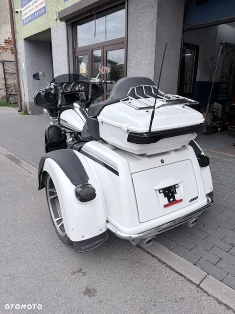 Harley-Davidson Tri Glide - 12