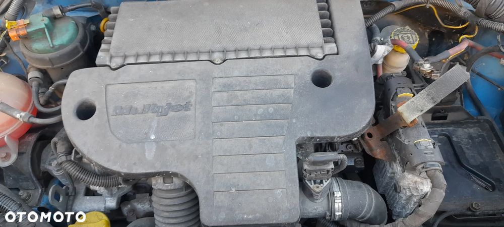 SILNIK FIAT PANDA 1.3 MULTIJET 188A8000