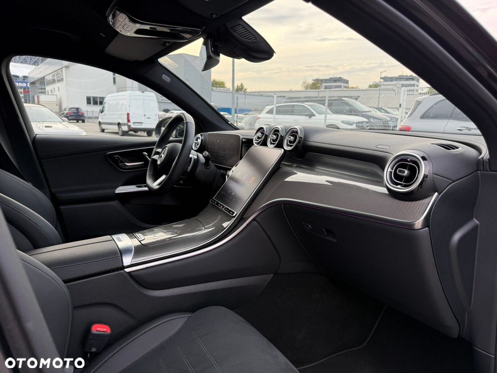 Mercedes-Benz GLC 220 d mHEV 4-Matic AMG Line - 23
