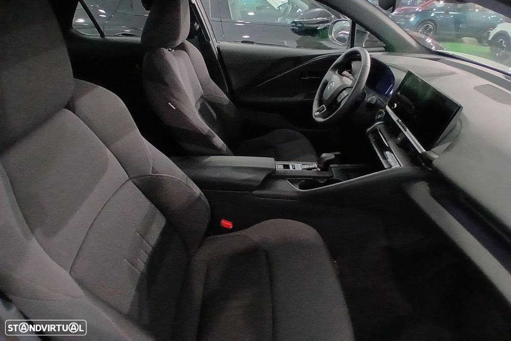 Toyota C-HR 2.0 Flow - 13