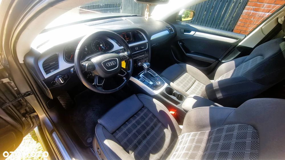 Audi A4 Avant - 11