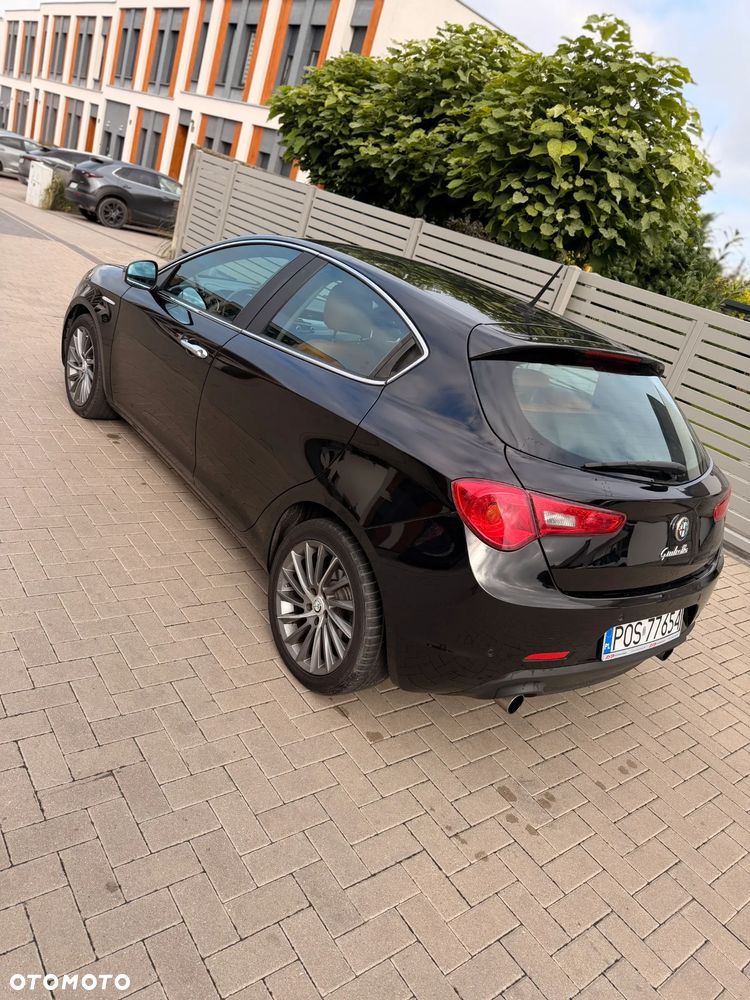 Alfa Romeo Giulietta 2.0 JTDM Distinctive - 10