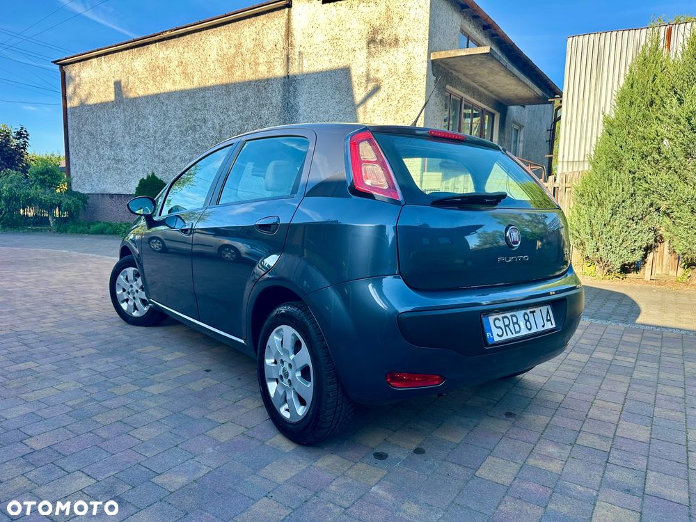 Fiat Punto Evo 1.4 8V Estiva Blue&Me Euro5 - 11