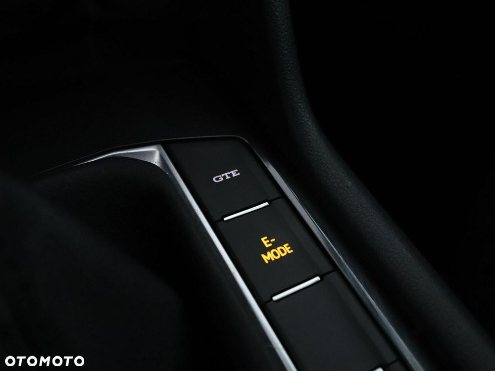 Volkswagen Tiguan 1.4 eHybrid Life DSG - 30