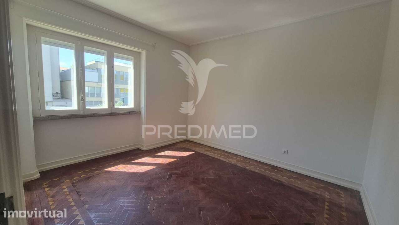 Arrendar apartamento T2 proximo ao aeroporto, Alvalade - Grande imagem: 5/10