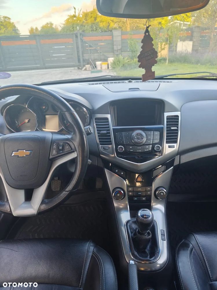 Chevrolet Cruze 1.4T LTZ+ - 16