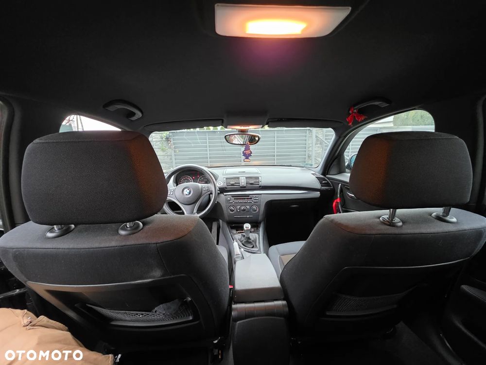 BMW Seria 1 116d DPF - 13